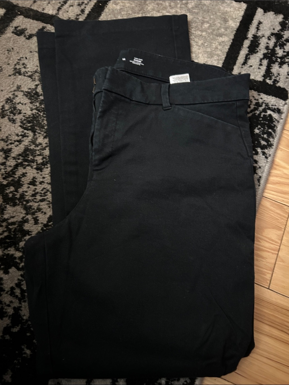Old Navy Women's Straight Leg Jeans - Black